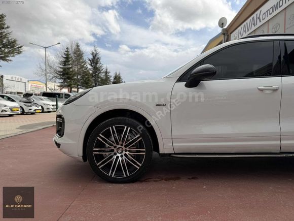 PORSCHE-CAYENNE-BAYİ-FACELİFT-AİRMATİC-VAKUM-CHRONO-KARBON
