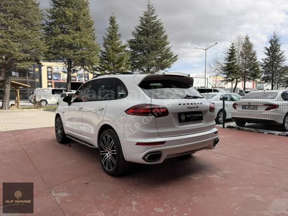 PORSCHE-CAYENNE-BAYİ-FACELİFT-AİRMATİC-VAKUM-CHRONO-KARBON
