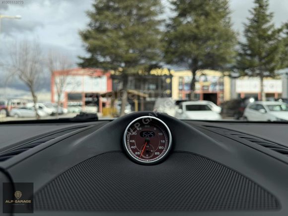 PORSCHE-CAYENNE-BAYİ-FACELİFT-AİRMATİC-VAKUM-CHRONO-KARBON