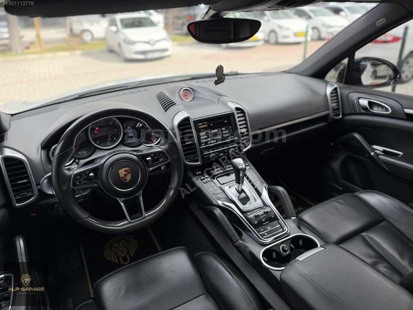 PORSCHE-CAYENNE-BAYİ-FACELİFT-AİRMATİC-VAKUM-CHRONO-KARBON