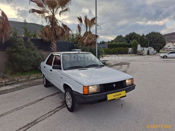 ALİ GALERİDEN 94 MODEL RENAULT 9 SPRİNG MASRAFSIZ