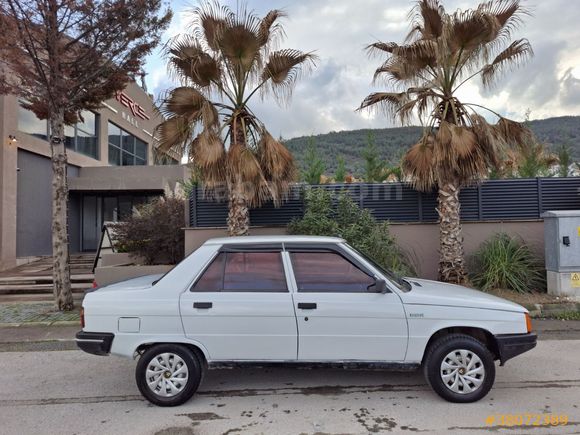 ALİ GALERİDEN 94 MODEL RENAULT 9 SPRİNG MASRAFSIZ