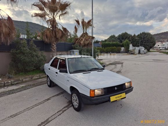 ALİ GALERİDEN 94 MODEL RENAULT 9 SPRİNG MASRAFSIZ