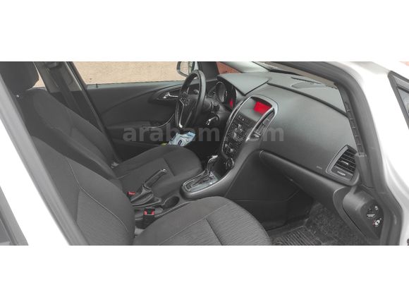 ASTRA J SEDAN OTOMATİK 136 LIK
