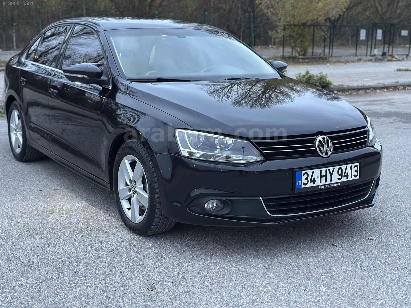 Galeriden Volkswagen Jetta 1.6 TDi Highline 2013 Model Eskişehir 240.000 km Siyah 3