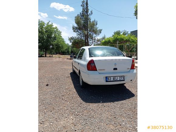 Sahibinden Renault Clio 1.4 2001 Model