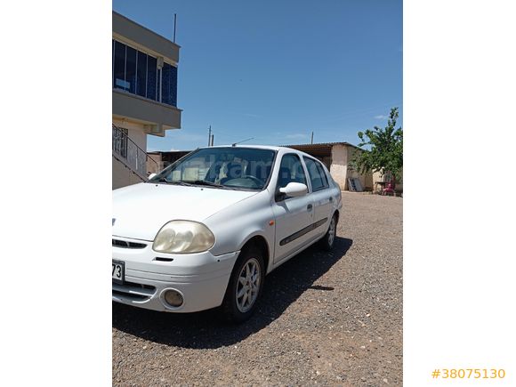 Sahibinden Renault Clio 1.4 2001 Model