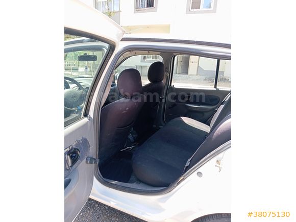 Sahibinden Renault Clio 1.4 2001 Model