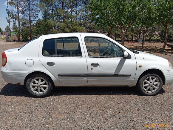 Sahibinden Renault Clio 1.4 2001 Model
