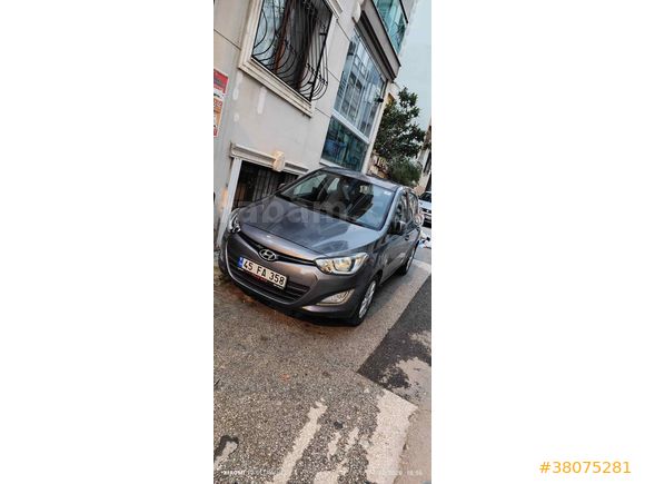 Sahibinden Hyundai i20 1.2 D-CVVT Sense 2014 Model  227.500 km Füme