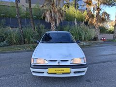 ALİ GALERİDEN KLİMALI RENAULT 19 EUROPA BOYASIZ 94 MODEL