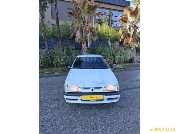 ALİ GALERİDEN KLİMALI RENAULT 19 EUROPA BOYASIZ 94 MODEL