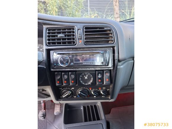 ALİ GALERİDEN KLİMALI RENAULT 19 EUROPA BOYASIZ 94 MODEL