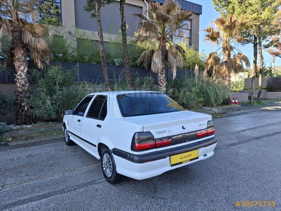 ALİ GALERİDEN KLİMALI RENAULT 19 EUROPA BOYASIZ 94 MODEL