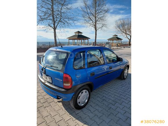Opel Corsa 1.4 Swing 1998 Model değişensiz