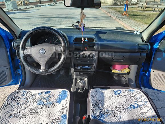 Opel Corsa 1.4 Swing 1998 Model değişensiz