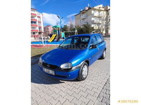 Opel Corsa 1.4 Swing 1998 Model değişensiz