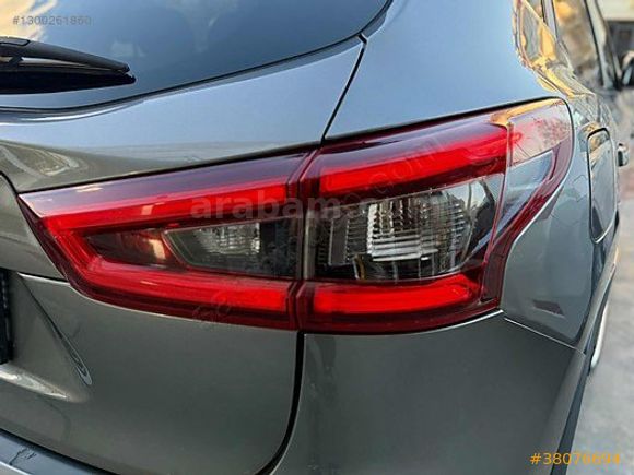 _2018 MODEL QASHGAİ 1.5 DCİ SKY PACK_HATASIZ_144.ooo KM'de_SINIF