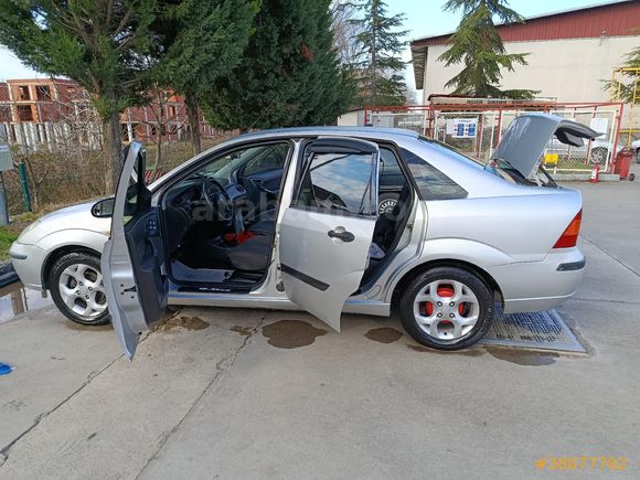 Sahibinden Ford Focus 1.6 Comfort 2004 Model