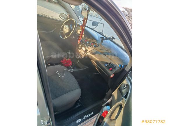 Sahibinden Ford Focus 1.6 Comfort 2004 Model