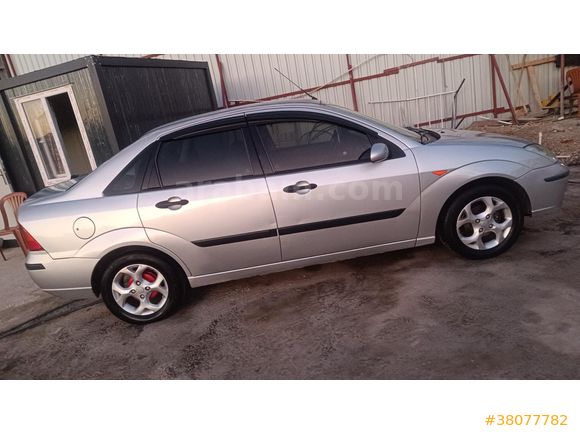 Sahibinden Ford Focus 1.6 Comfort 2004 Model