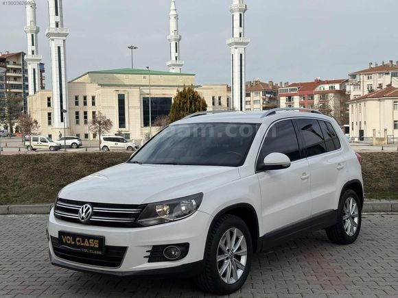 OTOMATİK TİGUAN HATASIZ BOYASIZ DEĞİŞENSİZ 184 BİN KM LPGli