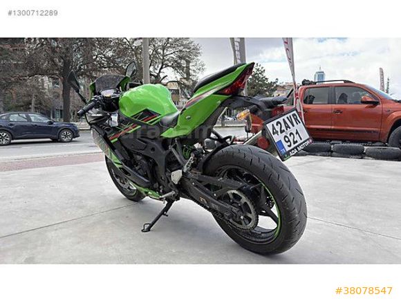 Galeriden Kawasaki Ninja ZX-4RR 2024 Model Konya 9.700 km Yeşil