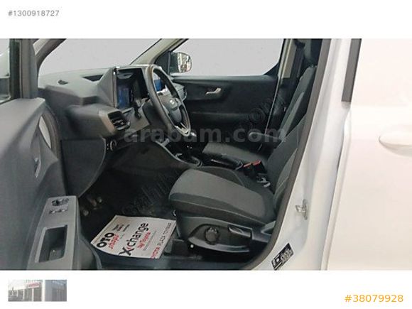 TOYOTA PLAZA TOYMAR'DAN FORD TOURNEO COURİER 1.5 TDCİ DELUX