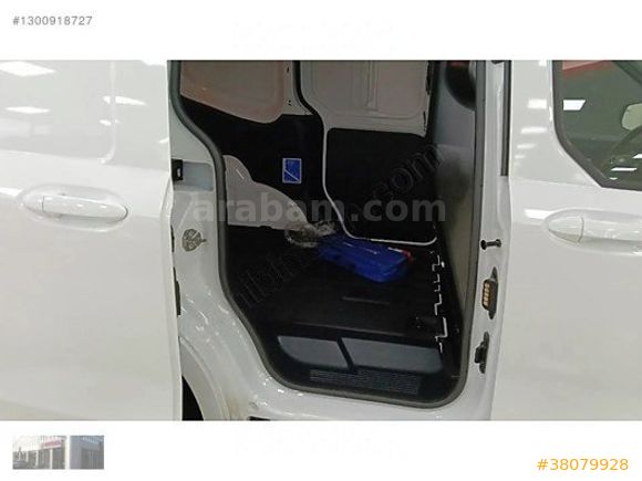 TOYOTA PLAZA TOYMAR'DAN FORD TOURNEO COURİER 1.5 TDCİ DELUX