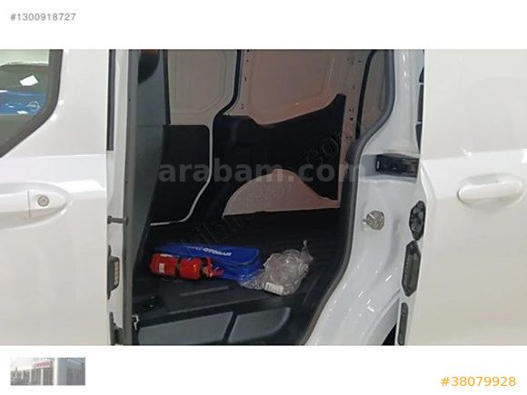 TOYOTA PLAZA TOYMAR'DAN FORD TOURNEO COURİER 1.5 TDCİ DELUX