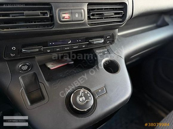 2021 OPEL COMBO 1.5 CDTİ EDİTON OTOMATİK HATASIZ BOYASIZ İLK EL