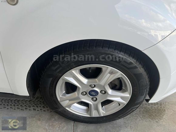 BAKIMLI MASRAFSIZ FORD COURIER...