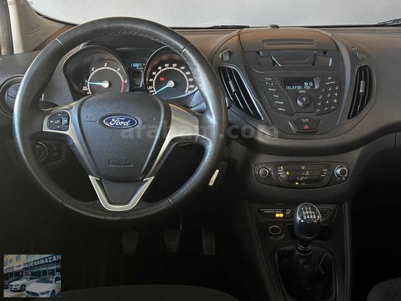 2022 FORD COURİER DELÜX 100HP 6 İLERİ 114.000KM