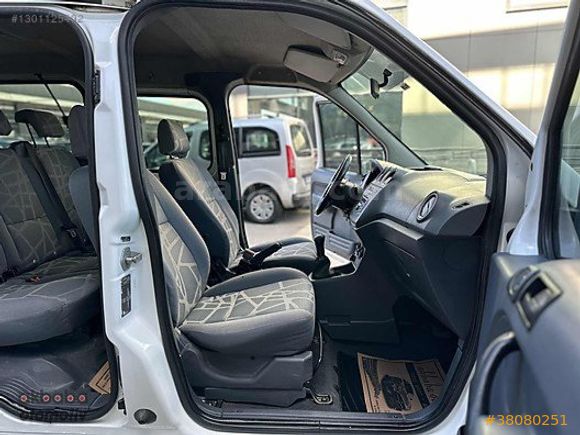 AKBABA OTOMOTİVDEN İÇİ DIŞI TERTEMİZ FULL BAKIMLI FORD CONNECT