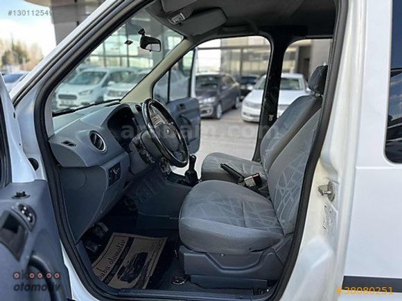 AKBABA OTOMOTİVDEN İÇİ DIŞI TERTEMİZ FULL BAKIMLI FORD CONNECT