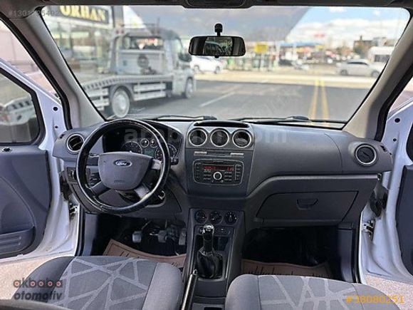 AKBABA OTOMOTİVDEN İÇİ DIŞI TERTEMİZ FULL BAKIMLI FORD CONNECT