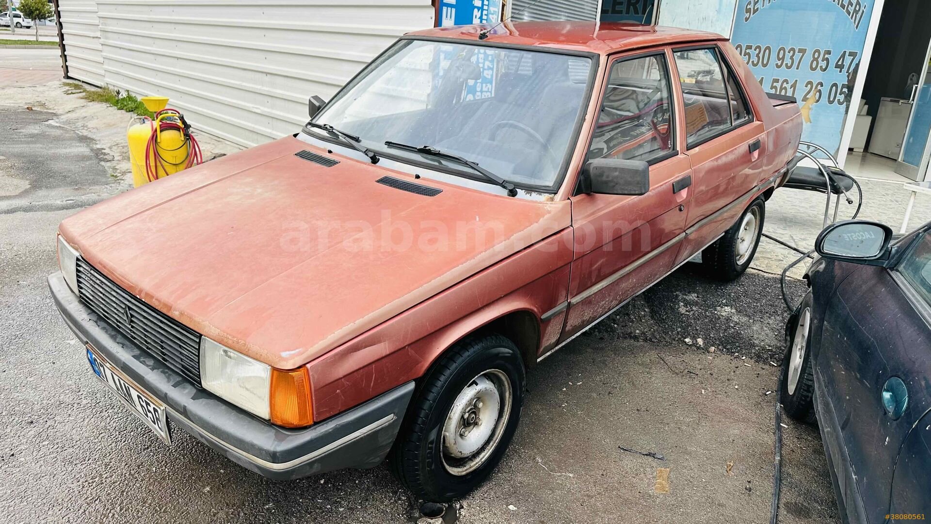 Galeriden Renault R 9 1.4 Broadway GTE 1989 Model Antalya 390.000 km Kırmızı 5