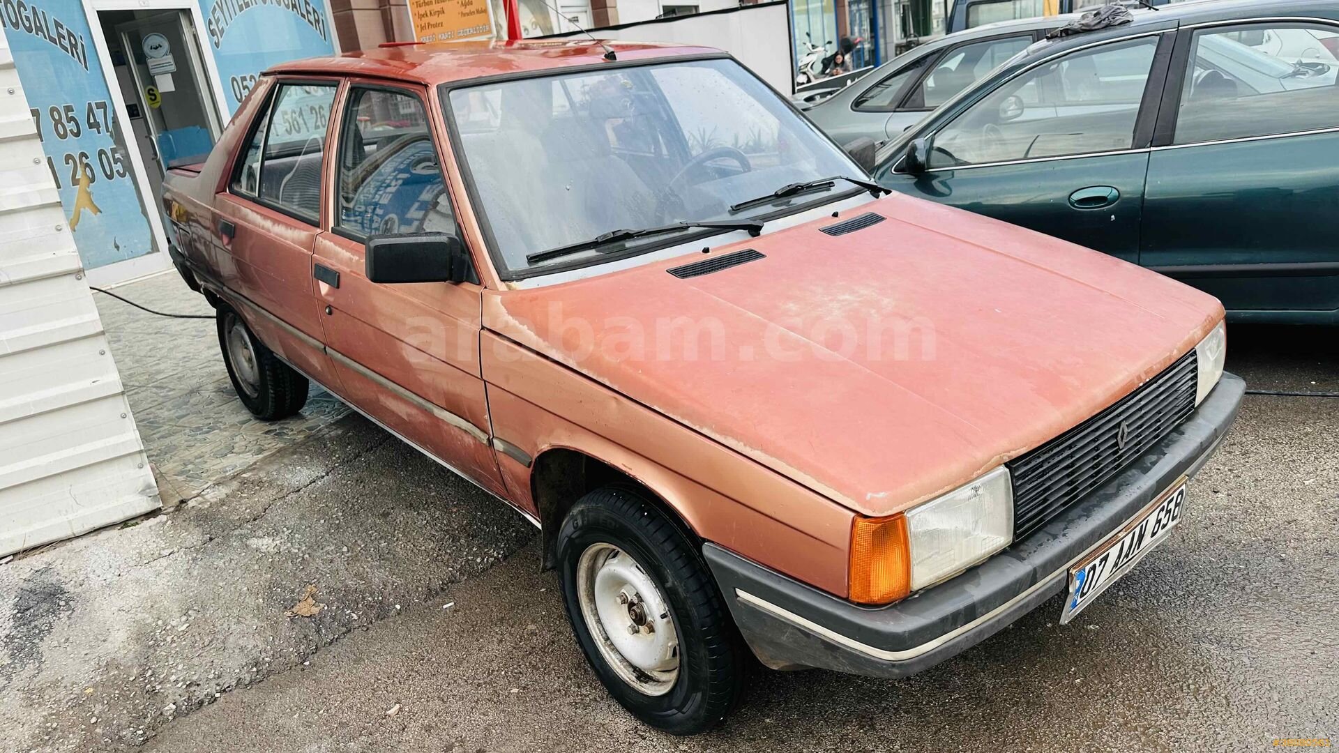 Galeriden Renault R 9 1.4 Broadway GTE 1989 Model Antalya 390.000 km Kırmızı 7