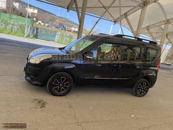 BAŞARDAN 158000 KM DOBLO PREMİO BLACK DUBLEEKRAN KAMERA....
