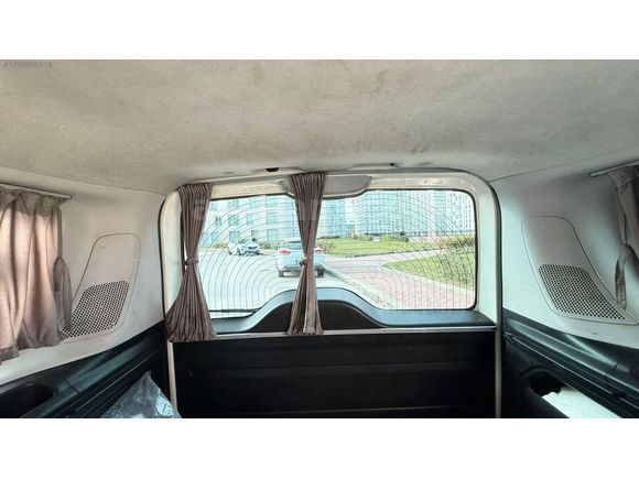 Doblo 2015 model 1.3 Multijet Active Aile arabası