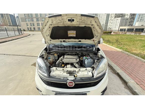 Doblo 2015 model 1.3 Multijet Active Aile arabası