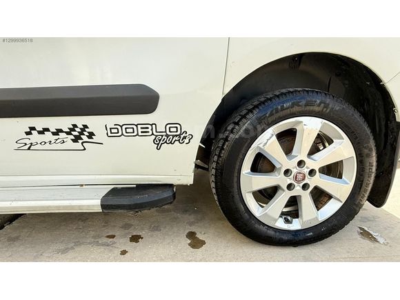 Doblo 2015 model 1.3 Multijet Active Aile arabası