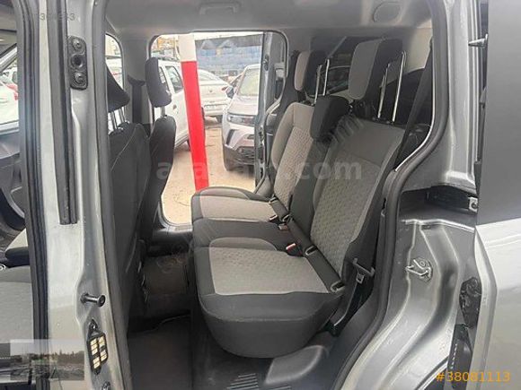 GÖLOVADAN.2025 MODEL.TOURNEO COURİER.1.5 ECOBlue TİTANİUM.100 HP