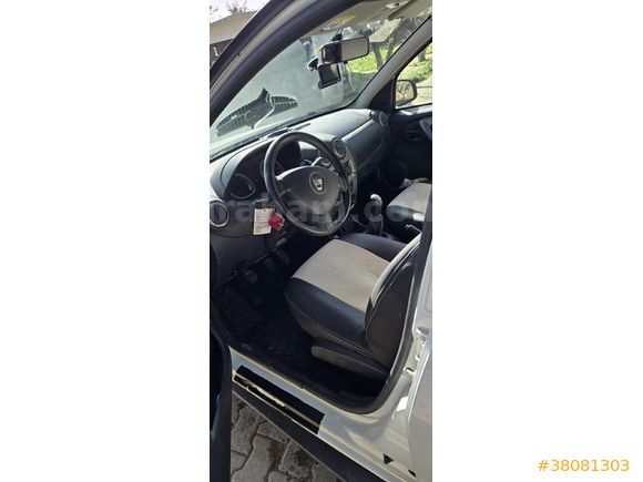 duster Dacia  1.5 dCi Laureate 2013 Model