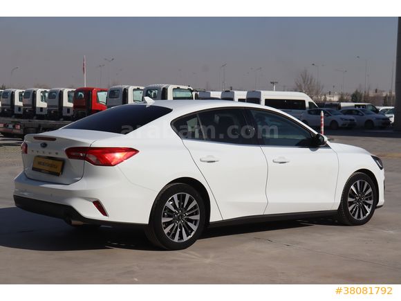 MBS BÜYÜKSOYLU'DAN 2023 MODEL FORD FOCUS 1.5 ECOBLUE TITANIUM X