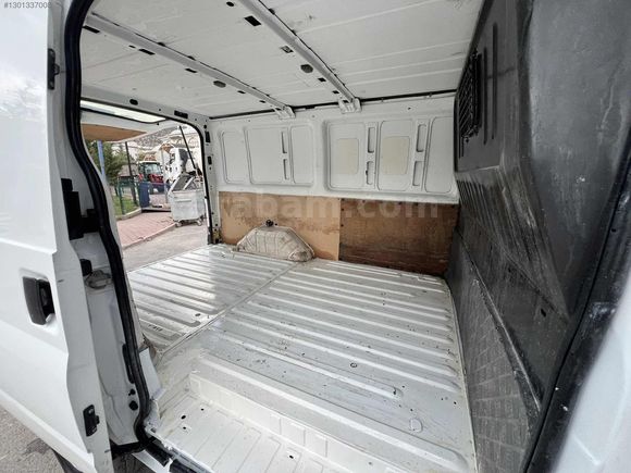 ORJİNAL KM SÖK TAKSIZ TUTULAN MODEL