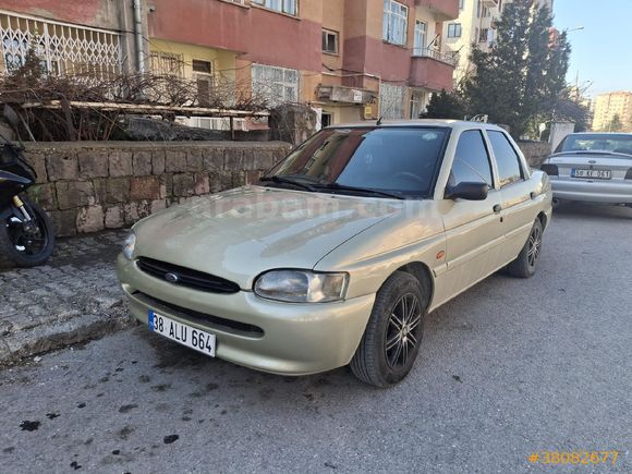 Sahibinden Ford Escort 1.6 CL 1996 Model