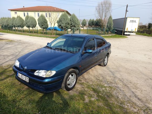 Sahibinden Renault Megane 2.0 RXT 1998 Model