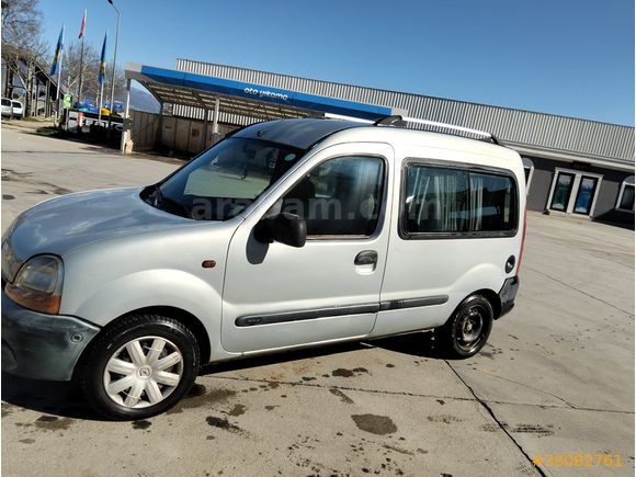 OTOMOBİL RUHSATLI HATASIZ BOYASIZ TRAMERSİZ SAHİBİNDEN KANGOO