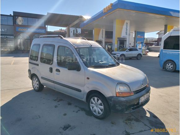 OTOMOBİL RUHSATLI HATASIZ BOYASIZ TRAMERSİZ SAHİBİNDEN KANGOO
